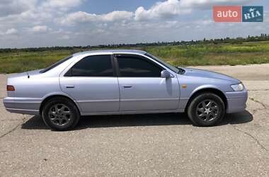 Седан Toyota Camry 1996 в Новом Буге