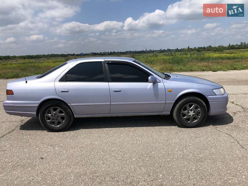 Toyota Camry 1996