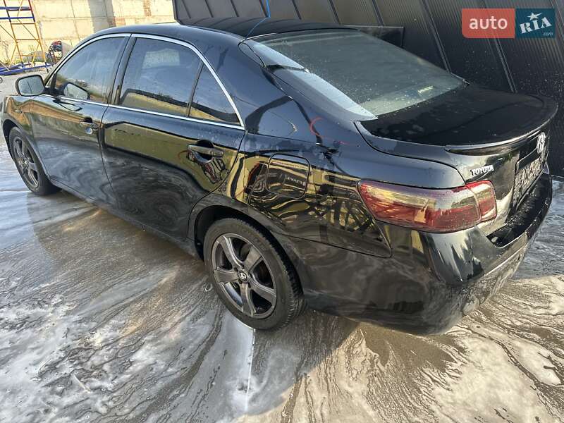Седан Toyota Camry 2008 в Києві