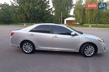 Седан Toyota Camry 2012 в 