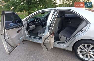 Седан Toyota Camry 2012 в 