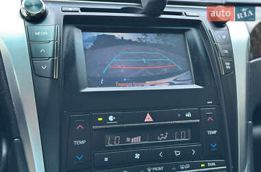 Седан Toyota Camry 2016 в 