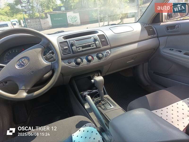 Седан Toyota Camry 2003 в Одессе