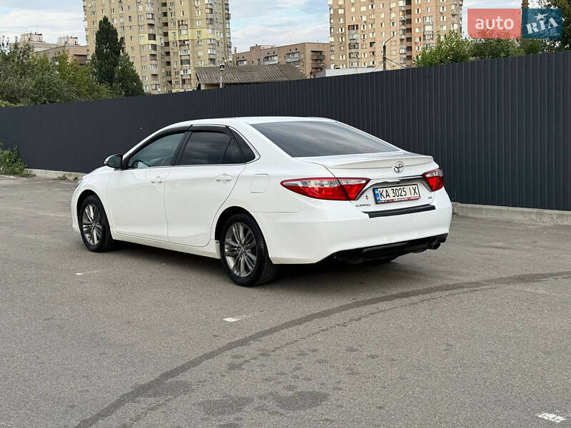 Седан Toyota Camry 2016 в Балаклії