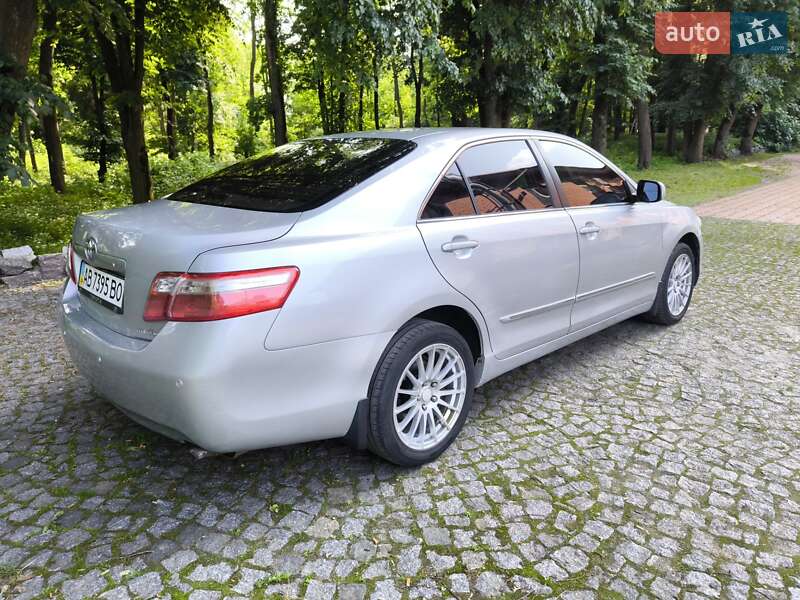 Седан Toyota Camry 2008 в Козятині