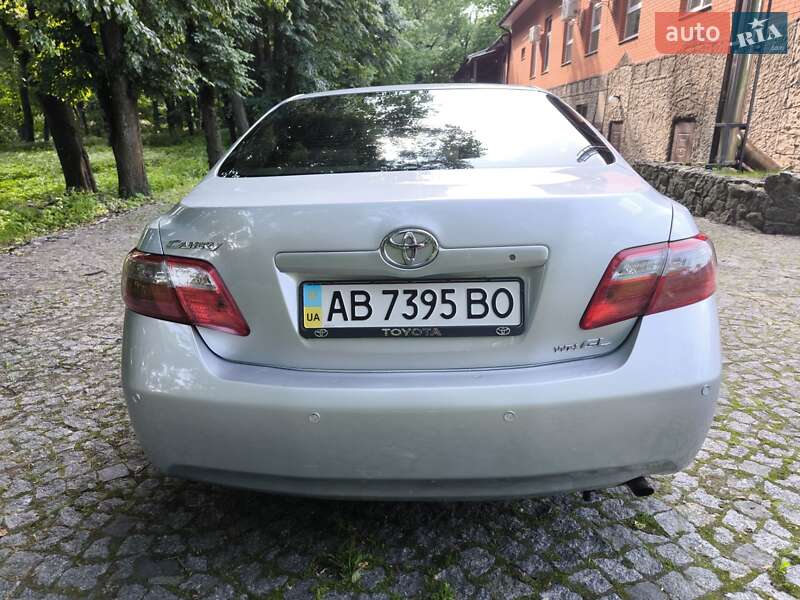 Седан Toyota Camry 2008 в Козятині
