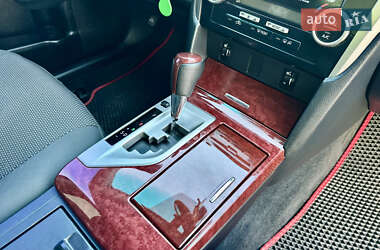 Седан Toyota Camry 2013 в 