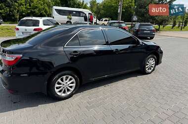 Седан Toyota Camry 2017 в 