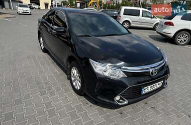 Седан Toyota Camry 2017 в 
