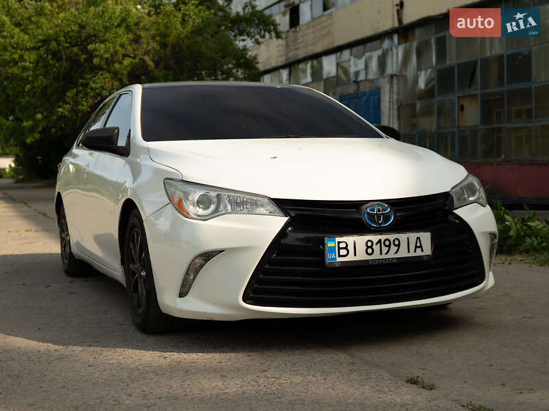 Toyota Camry 2015