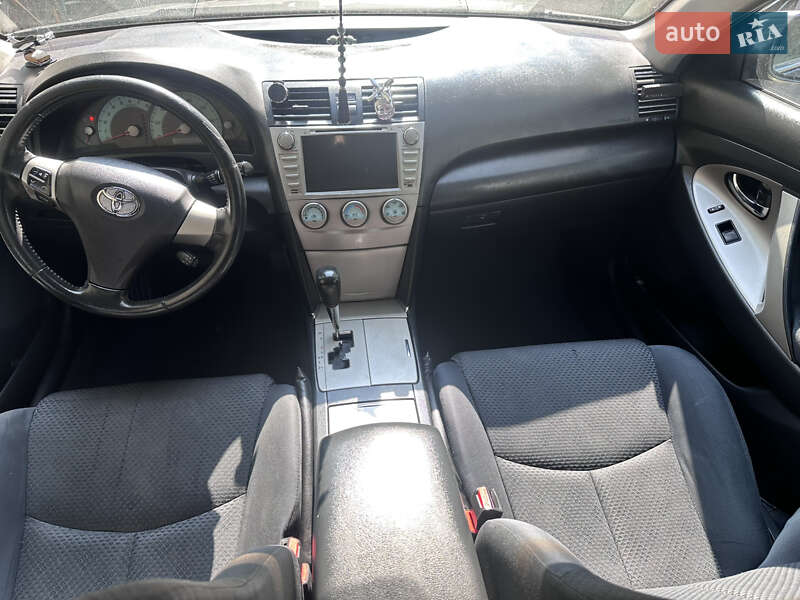 Седан Toyota Camry 2006 в Тячеве