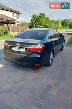 Седан Toyota Camry 2015 в 
