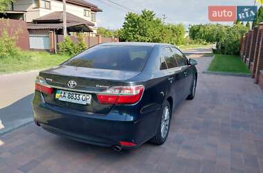 Седан Toyota Camry 2015 в 