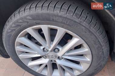 Седан Toyota Camry 2015 в 