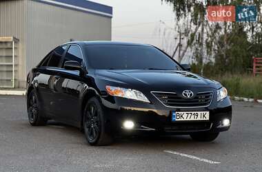 Седан Toyota Camry 2006 в Бродах