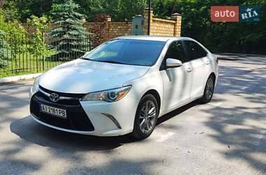 Седан Toyota Camry 2014 в Киеве