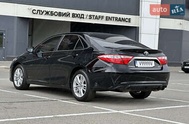Седан Toyota Camry 2017 в 