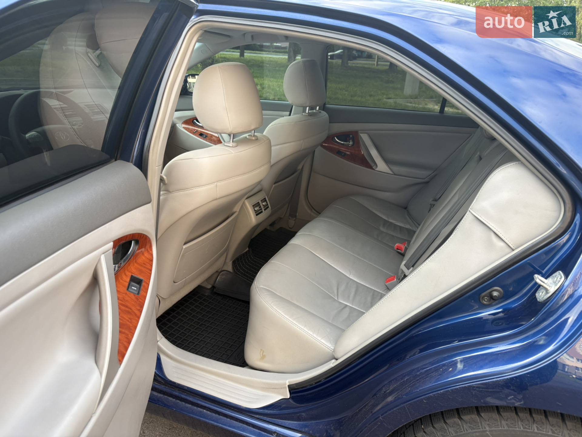 2010 Toyota Camry - мініатюра 8