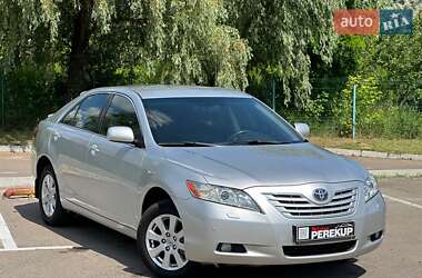 Седан Toyota Camry 2007 в Киеве