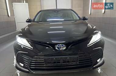 Седан Toyota Camry 2022 в 