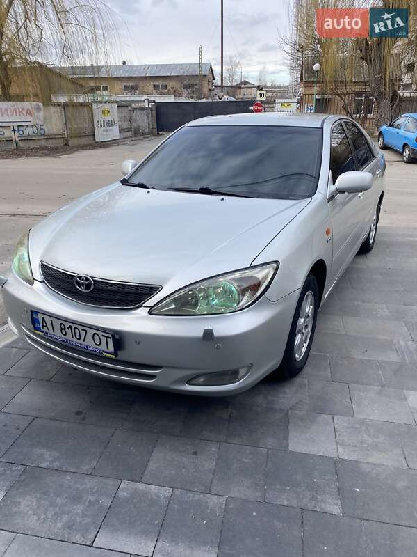 Toyota Camry 2004