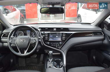 Седан Toyota Camry 2020 в 