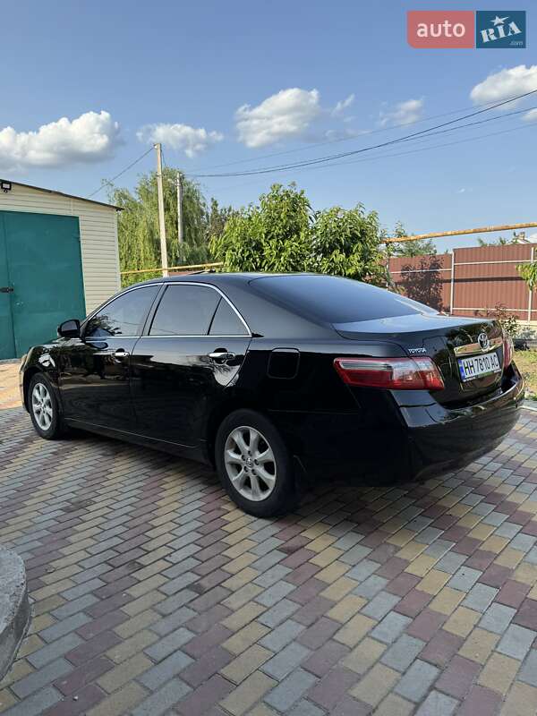 Седан Toyota Camry 2010 в Ананьїві