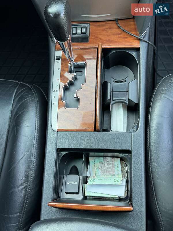 Седан Toyota Camry 2010 в Ананьїві