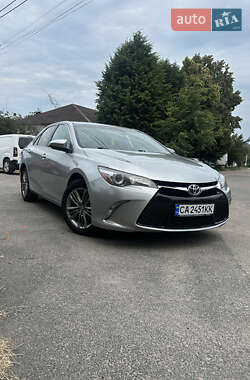 Седан Toyota Camry 2015 в Черкассах