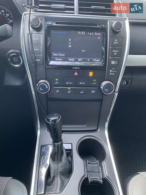 Седан Toyota Camry 2015 в Василькове