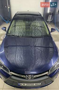 Седан Toyota Camry 2017 в 