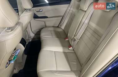 Седан Toyota Camry 2017 в 