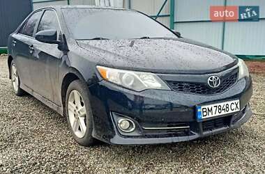 Седан Toyota Camry 2014 в 