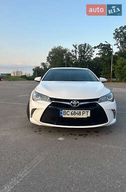 Седан Toyota Camry 2014 в Вишневом