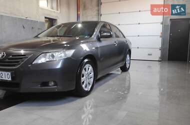 Седан Toyota Camry 2008 в Києві