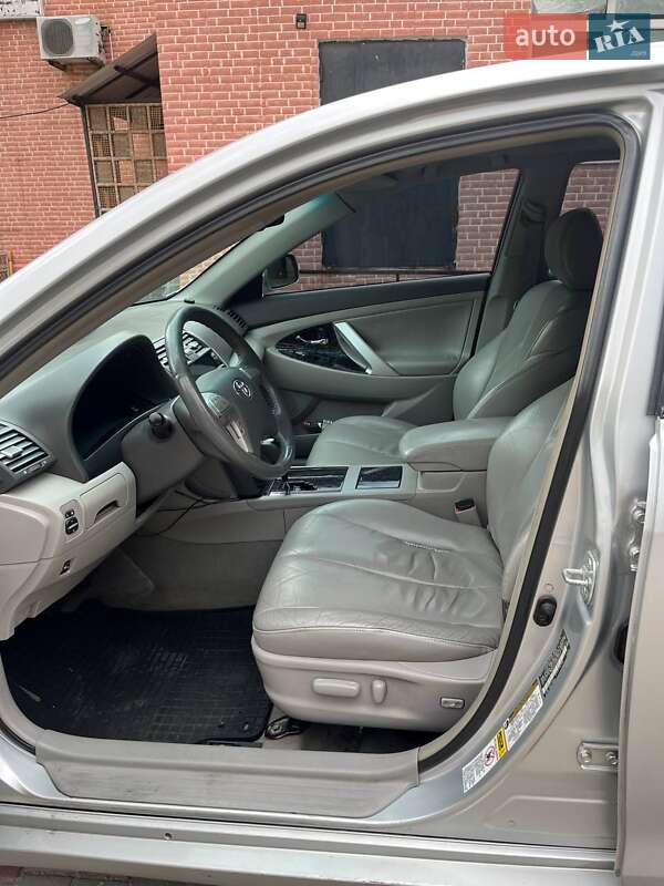 Седан Toyota Camry 2006 в Запоріжжі