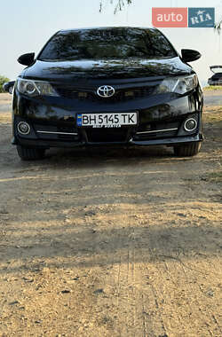 Седан Toyota Camry 2014 в Одесі