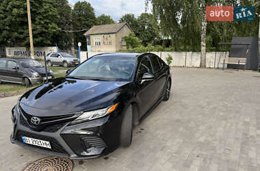 Седан Toyota Camry 2018 в 