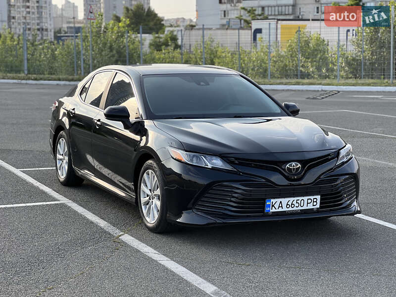 Toyota Camry 2020