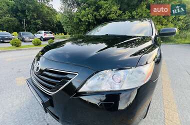 Седан Toyota Camry 2006 в 