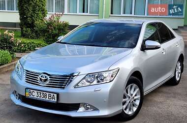 Седан Toyota Camry 2013 в Вінниці