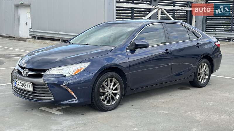 Toyota Camry 2015