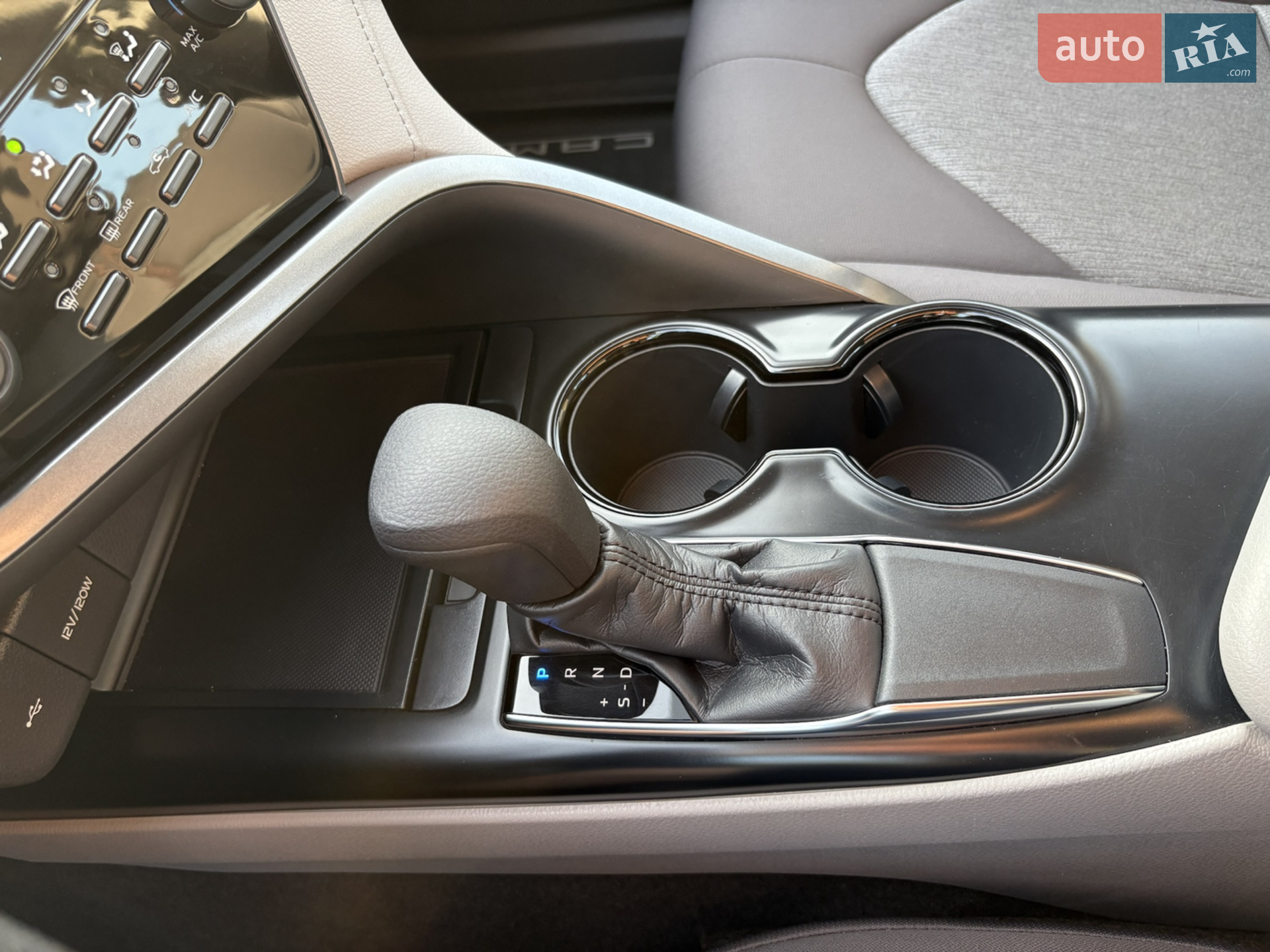 2019 Toyota Camry - мініатюра 57