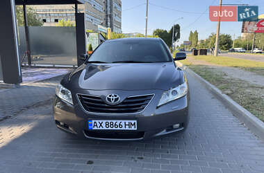 Седан Toyota Camry 2008 в Харькове