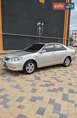 Седан Toyota Camry 2004 в Вінниці