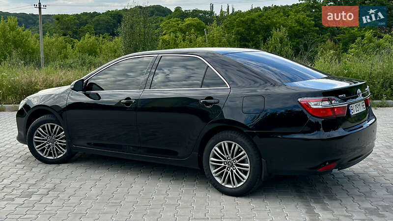Седан Toyota Camry 2014 в Полтаве