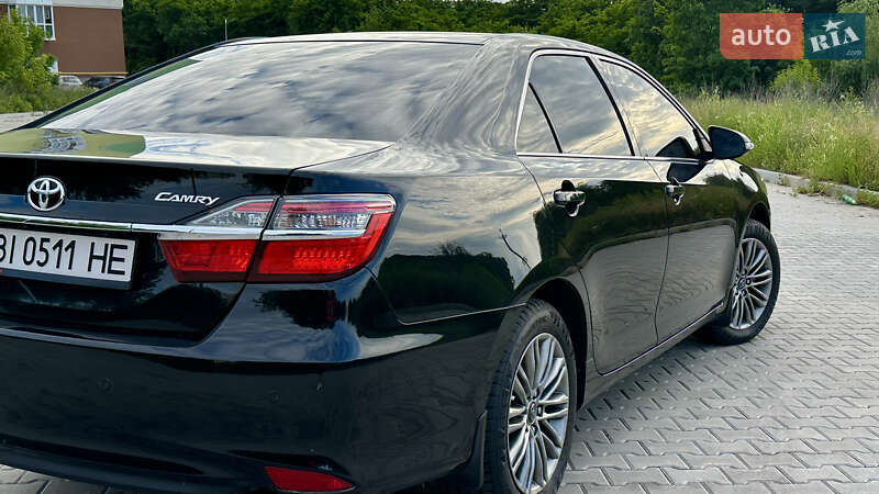 Седан Toyota Camry 2014 в Полтаве