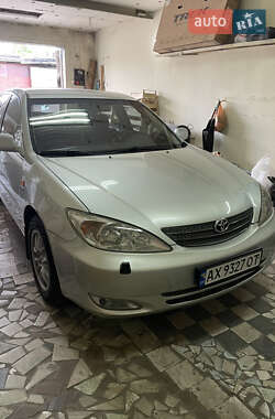 Седан Toyota Camry 2003 в Харькове