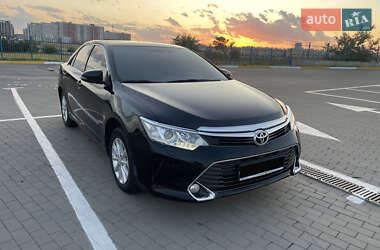 Седан Toyota Camry 2015 в Одесі