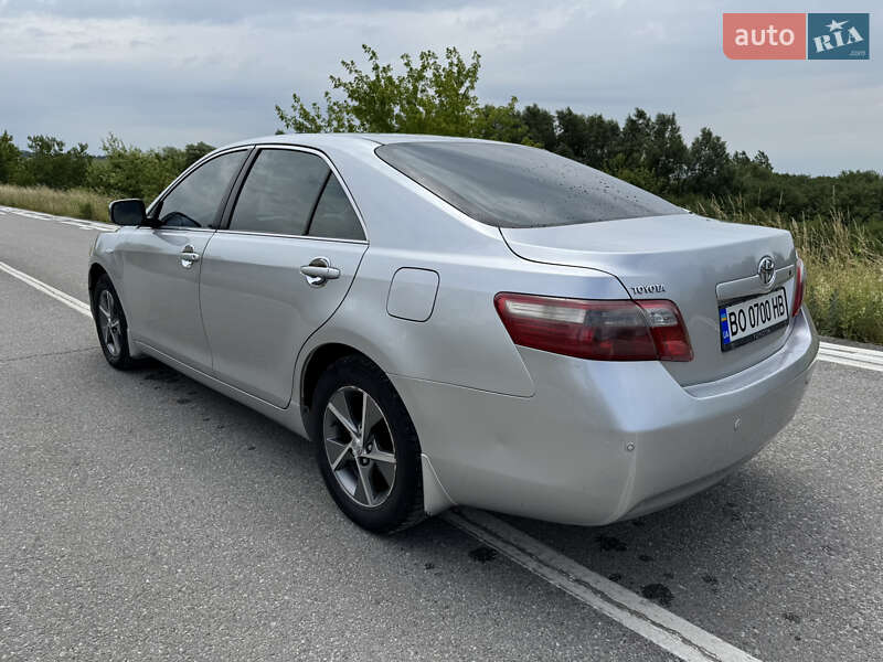 Седан Toyota Camry 2008 в Теребовлі